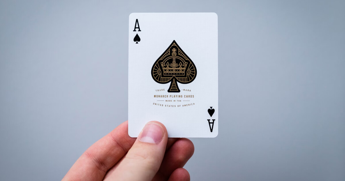 Best Card Games to Play Solo
